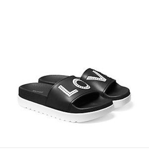 Micheal Kors Tyra Slide; EVA/LOVE. NWT!!! 🖤